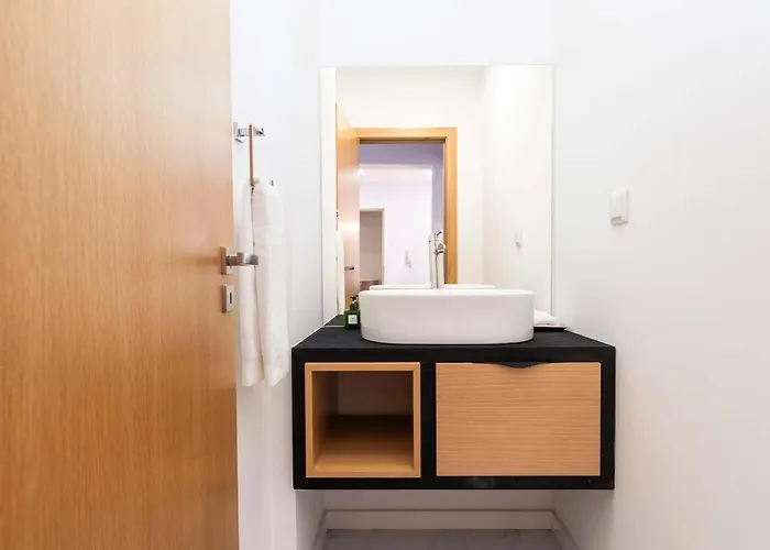 Perfect Cool With Ac, 2 Bedrooms 2 Bathrooms Lisboa