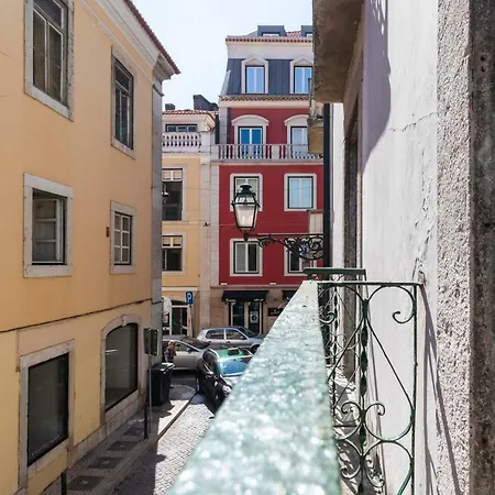 Perfect, Cool, Aircon, 2 Beds 2 Bath Location Lissabon