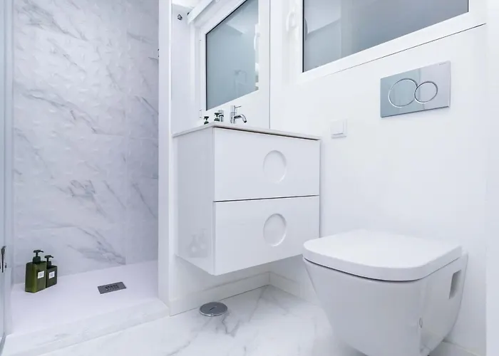公寓 Perfect Cool With Ac, 2 Bedrooms 2 Bathrooms *