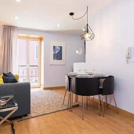 Perfect Cool With Ac, 2 Bedrooms 2 Bathrooms Apartamento Lisboa