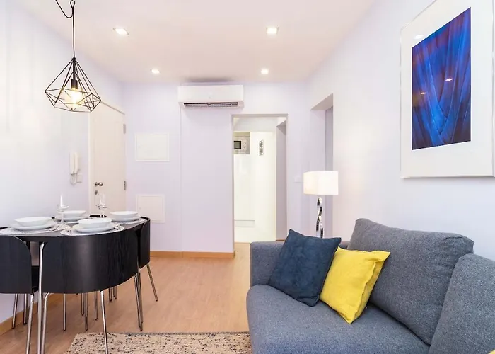 Perfect Cool With Ac, 2 Bedrooms 2 Bathrooms Lisboa