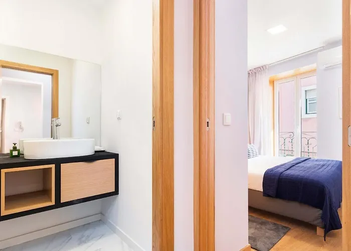 Perfect Cool With Ac, 2 Bedrooms 2 Bathrooms * Lisboa