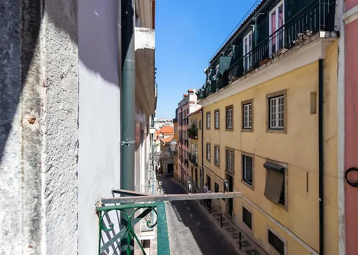 Perfect Cool With Ac, 2 Bedrooms 2 Bathrooms